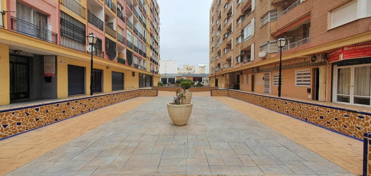 Ferienwohnung La Loma 7Th Floor Torrevieja Exterior foto